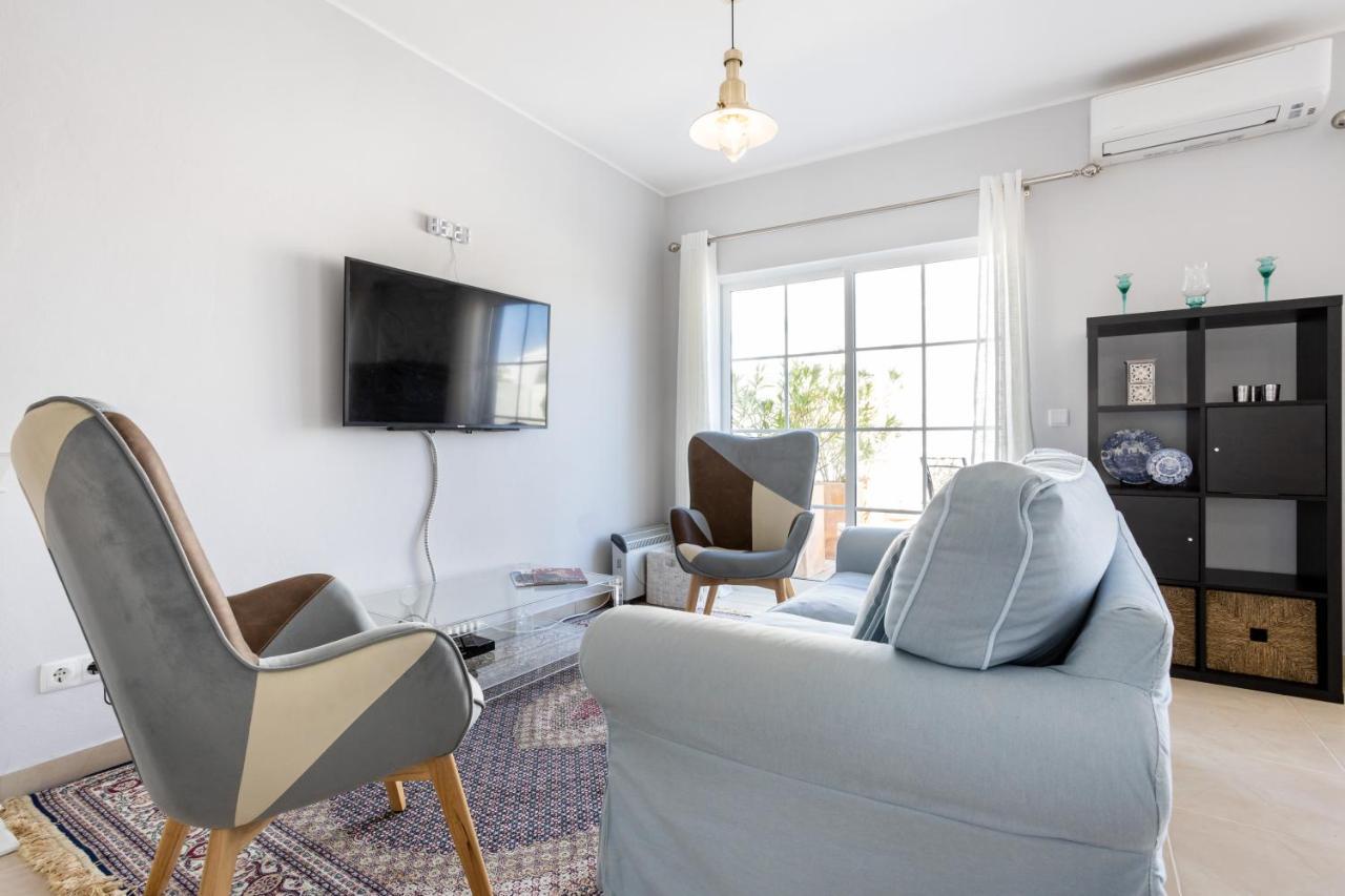 Newly Renovated 2 Bedroom Townhouse - Close To Salema Beach Buitenkant foto
