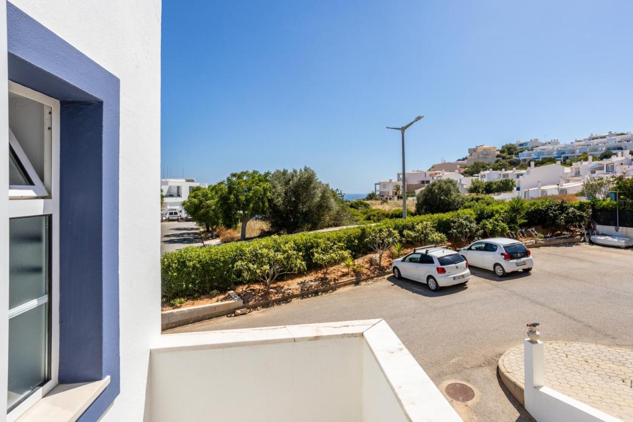 Newly Renovated 2 Bedroom Townhouse - Close To Salema Beach Buitenkant foto