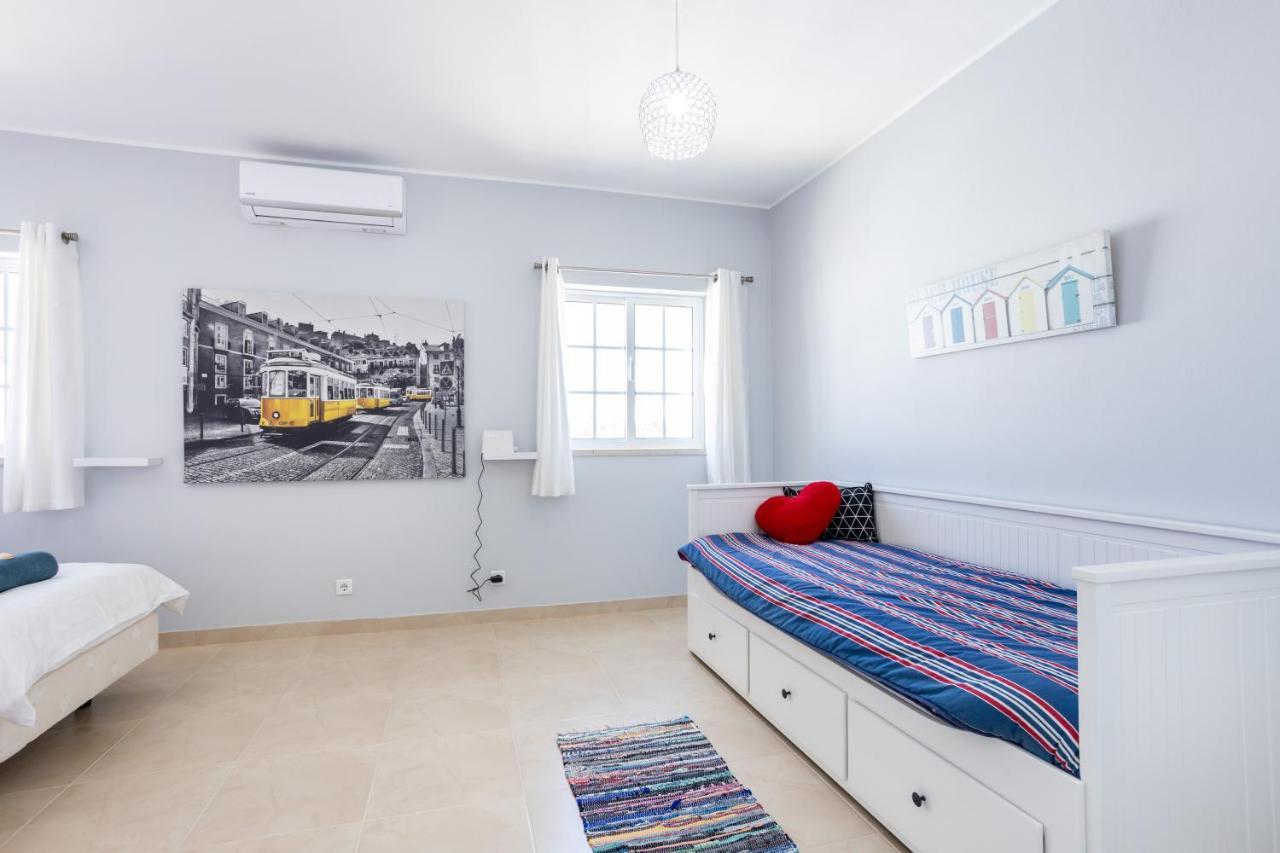 Newly Renovated 2 Bedroom Townhouse - Close To Salema Beach Buitenkant foto